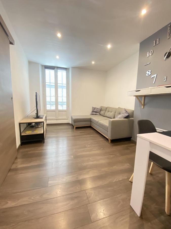 La Cle - Climatisation - Wifi - Parking Gratuit A Proximite Apartment Hyeres Exterior photo