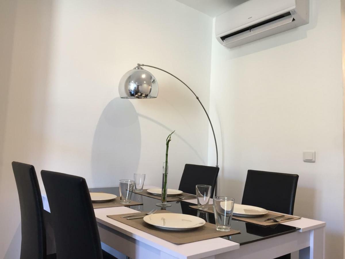 La Cle - Climatisation - Wifi - Parking Gratuit A Proximite Apartment Hyeres Exterior photo